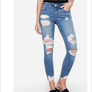 Express ankle jeans size 8 short
